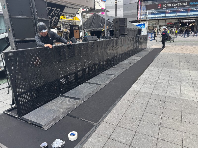 歌舞伎町シネシティ広場