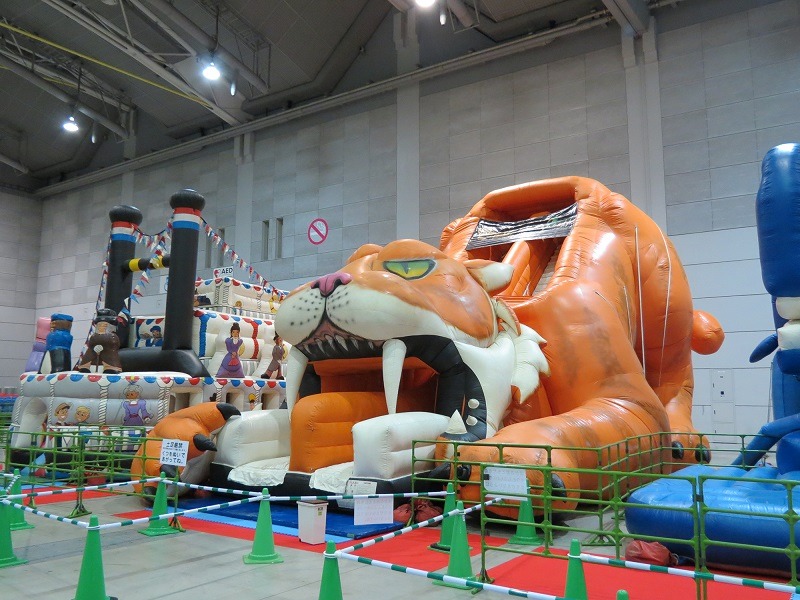 サーベルタイガーエアスライダー レンタル