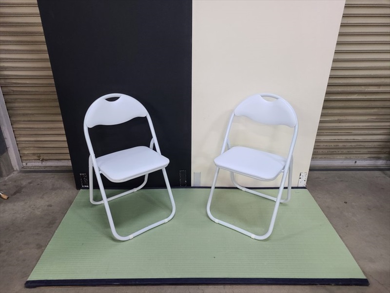 パイプ椅子(白)のブログ