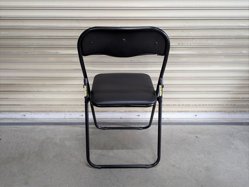 パイプ椅子(黒)Aタイプ 背面