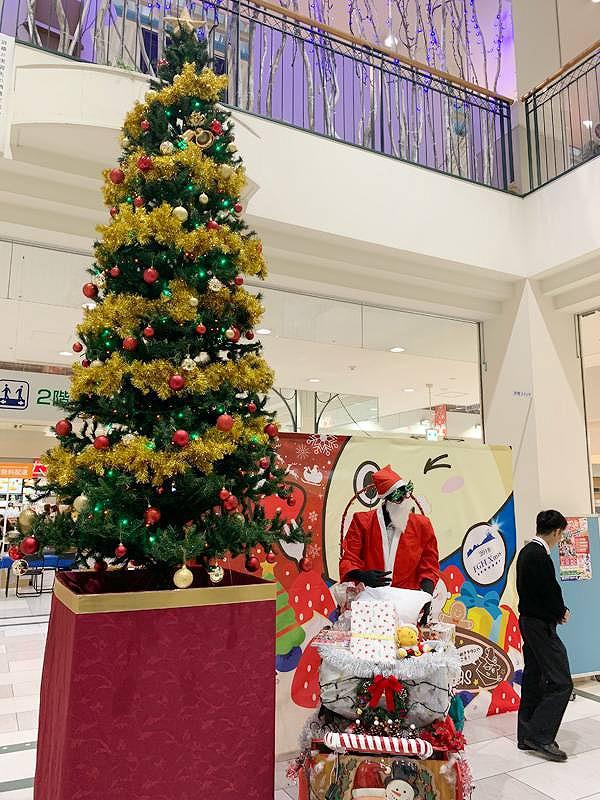 巨大クリスマスツリー ショッピングモールでの使用写真