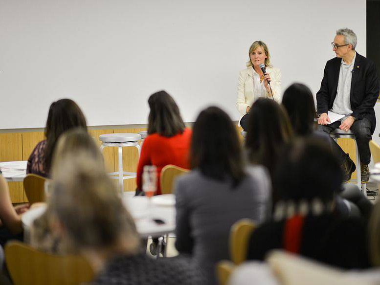 英語セミナー レンタル