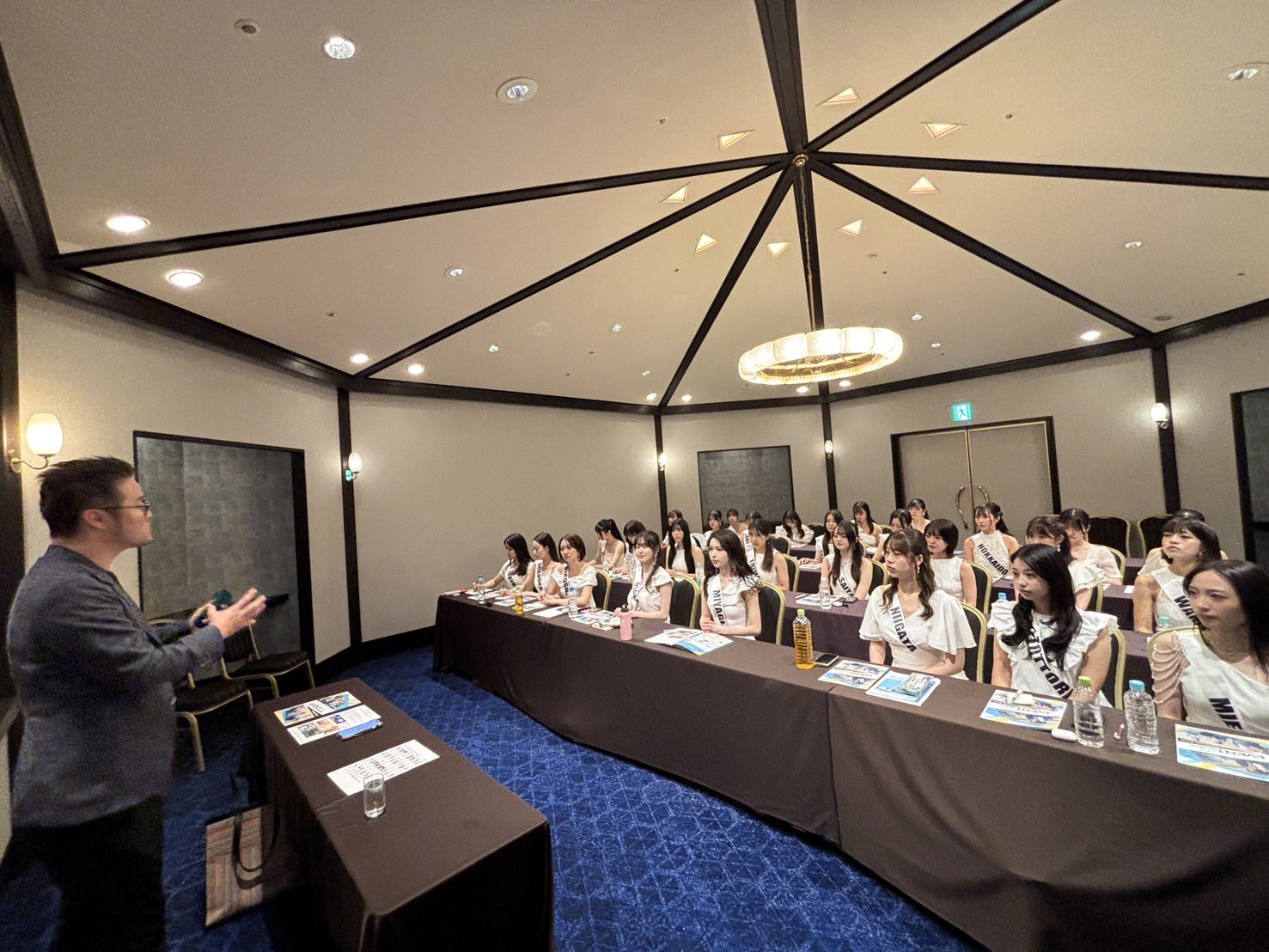 ミスユニバーシティ日本大会2025のお披露目会 講演の様子2