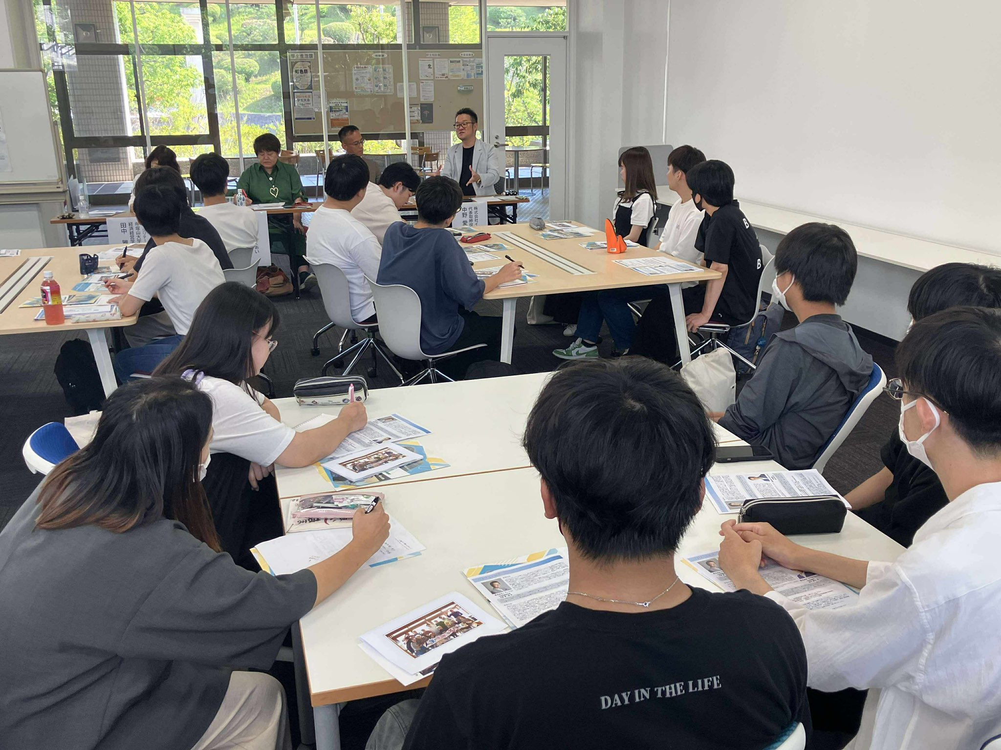 帝塚山大学 経済経営研究所 夏の研究フォーラム 講演の様子3