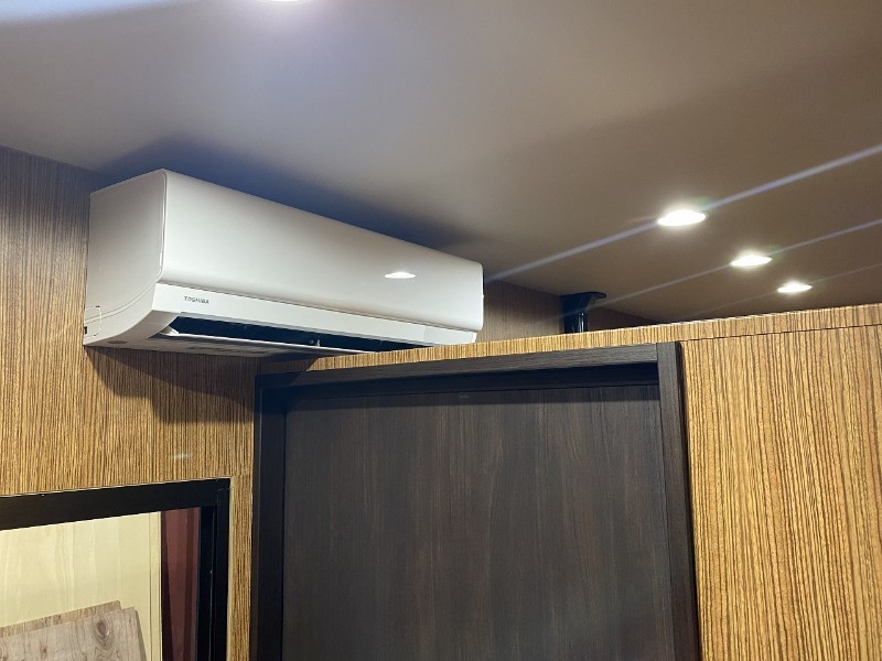 シャワー用トレーラーハウス（4室タイプ） 設備写真1