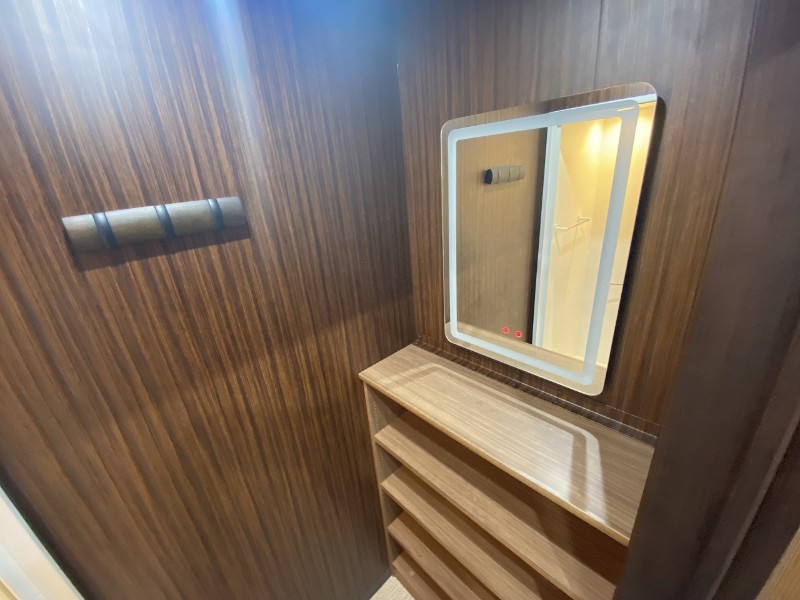 シャワー用トレーラーハウス（4室タイプ） 設備写真2