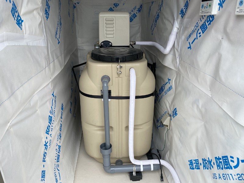 シャワー用トレーラーハウス（4室タイプ）の設備タンク