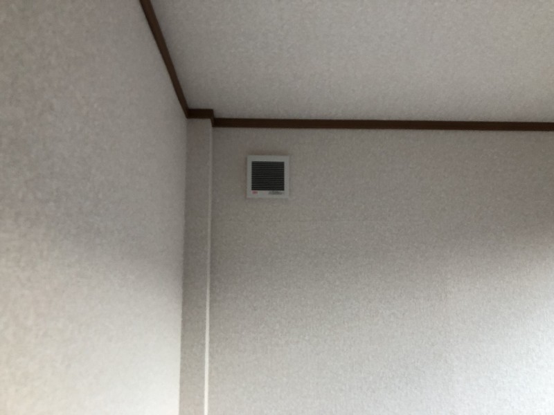 3面窓式トレーラーハウス（鏡面タイプ）の室内電気設備