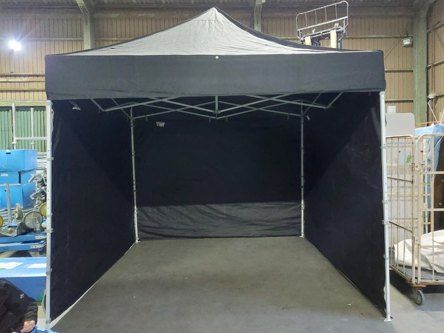 ヴァンテージ イージーアップテント(ブラック)